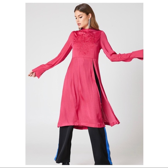 FREE PEOPLE EMBROIDERED HIGH SLIT TUNIC TOP - Picture 11 of 11